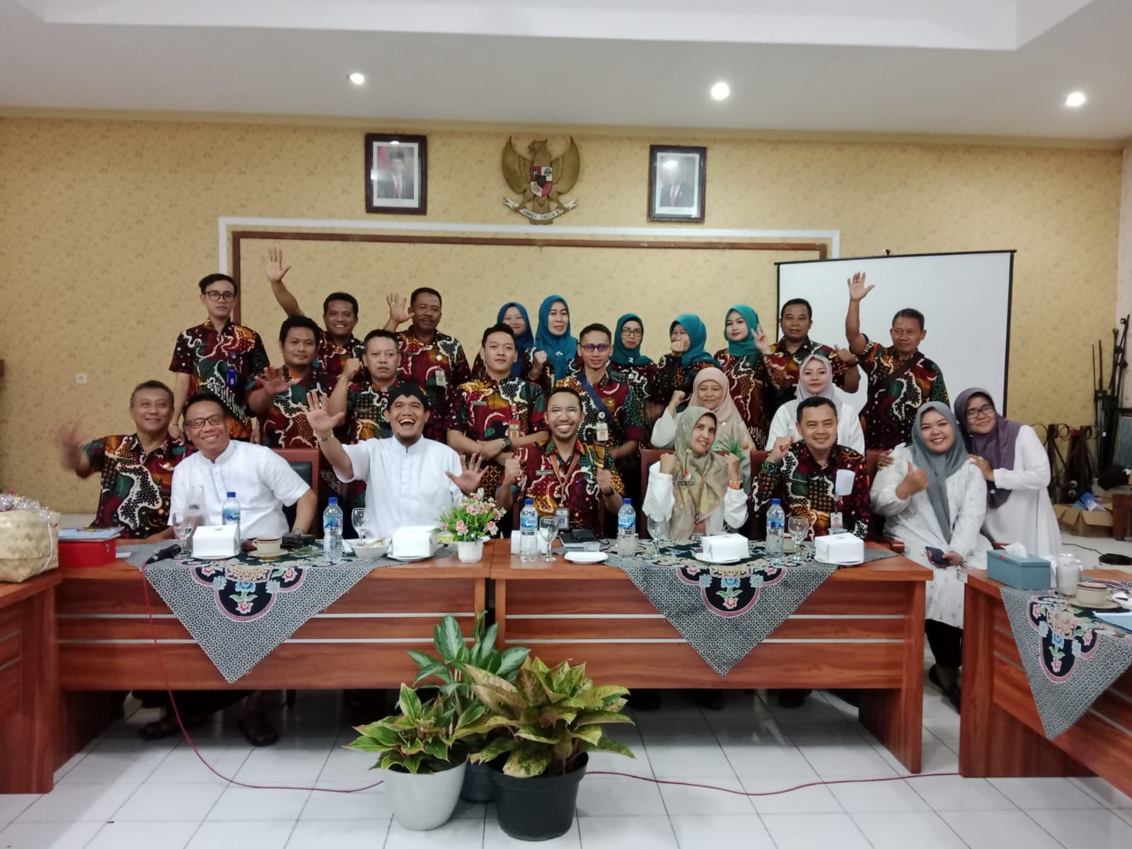 kunjungan-studi-komparasi-dari-kecamatan-demak